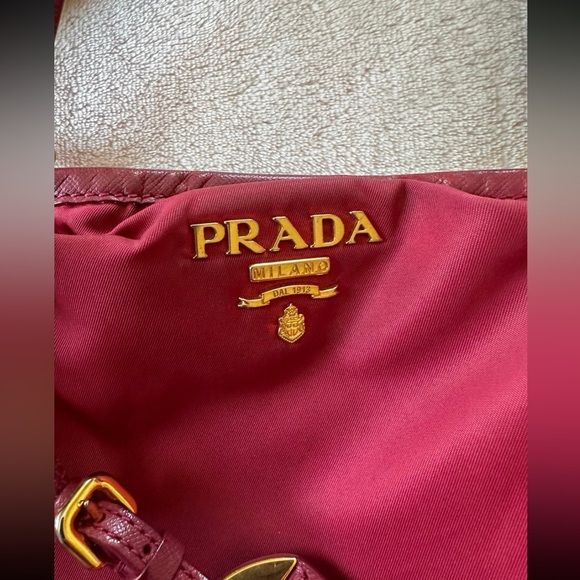 PRADA Tessuto Nylon Saffiano Tote Granato - Picture 6 of 12